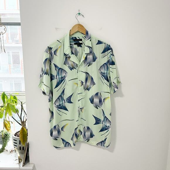 Banana Republic Men's Fish Print Slim Fit Button Up Top Size XL - Picture 1 of 8